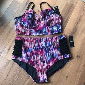 NWT Torrid SZ 3x (22-24) two piece swimsuit
